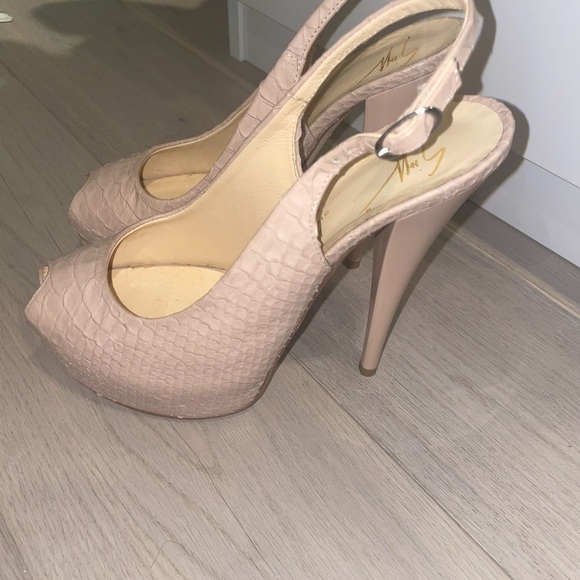 Giuseppe Zannoti heel - Picture 2 of 2